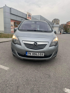 Opel Meriva 1,7CDTI full екстри, снимка 1 - Автомобили и джипове - 44550196