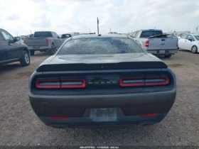 Dodge Challenger 3.6* V6* 8ZF* ПОДГРЕВ* КАМЕРА* КЕЙЛЕС* LANE* ASSIS - 12460 € / 24369.64 лв. - 36878955 8