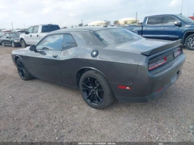 Dodge Challenger 3.6* V6* 8ZF* ПОДГРЕВ* КАМЕРА* КЕЙЛЕС* LANE* ASSIS - 12460 € / 24369.64 лв. - 36878955 4