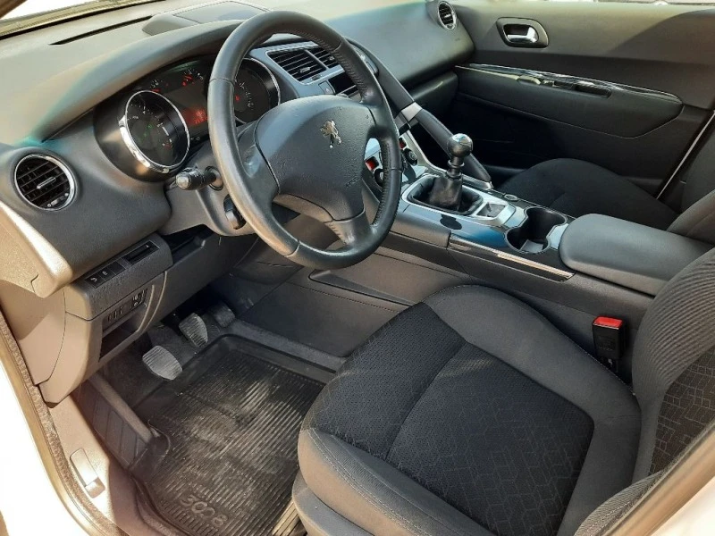 Peugeot 3008 1.6hdi 109кс, снимка 6 - Автомобили и джипове - 40235981