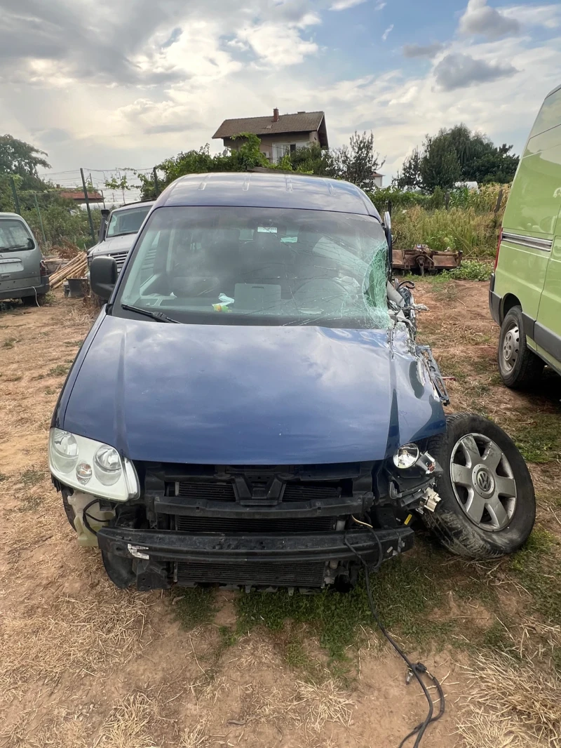 VW Caddy Баничарка , снимка 3 - Автомобили и джипове - 46983377