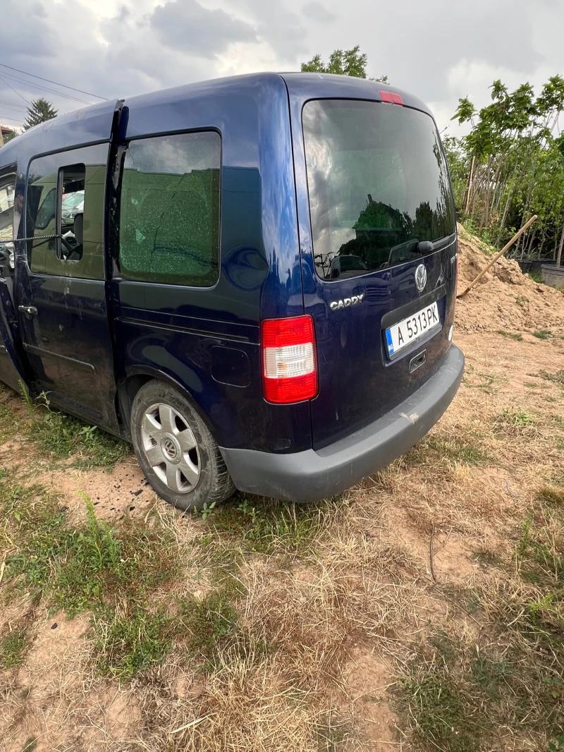 VW Caddy Баничарка , снимка 2 - Автомобили и джипове - 46983377