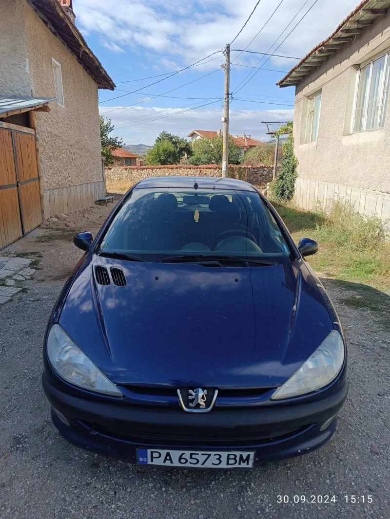 Peugeot 206 1.1i, снимка 1 - Автомобили и джипове - 47414283