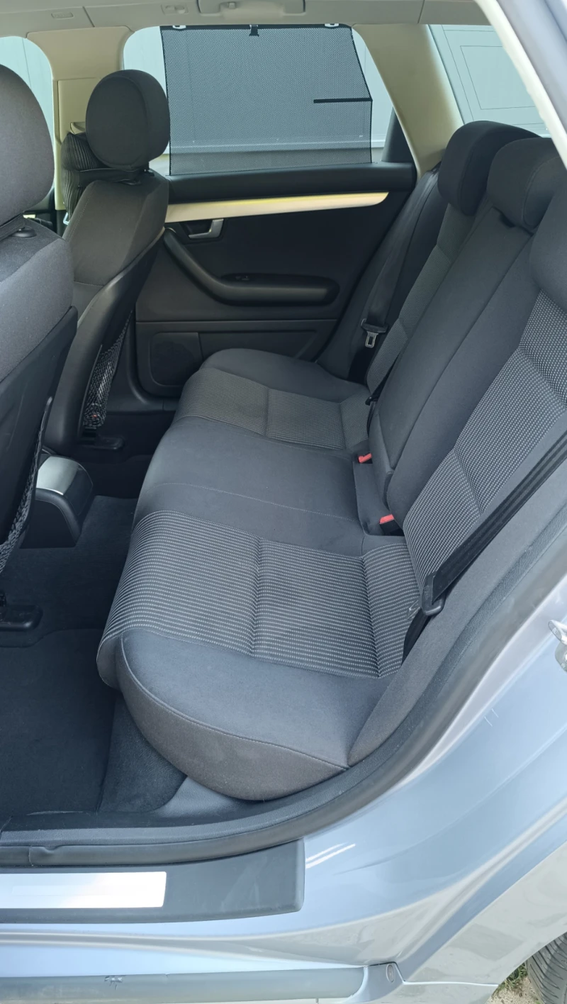 Audi A4 2.0 TDI S-Line 8V, снимка 14 - Автомобили и джипове - 50736692