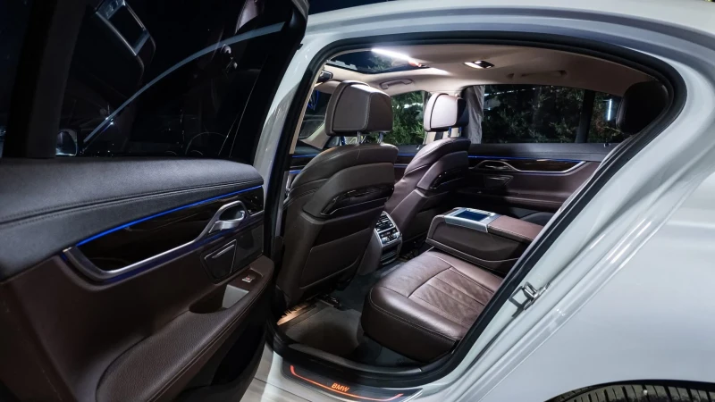 BMW 730 D XDRIVE LONG FULL M PACK БЯЛА ПЕРЛА ЛИЗИНГ 100%, снимка 16 - Автомобили и джипове - 51556161