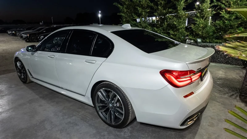 BMW 730 D XDRIVE LONG FULL M PACK БЯЛА ПЕРЛА ЛИЗИНГ 100%, снимка 6 - Автомобили и джипове - 51556161
