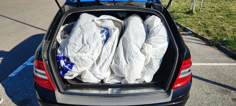 Mercedes-Benz C 220, снимка 9 - Автомобили и джипове - 51609917