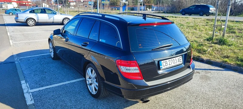 Mercedes-Benz C 220, снимка 6 - Автомобили и джипове - 51609917