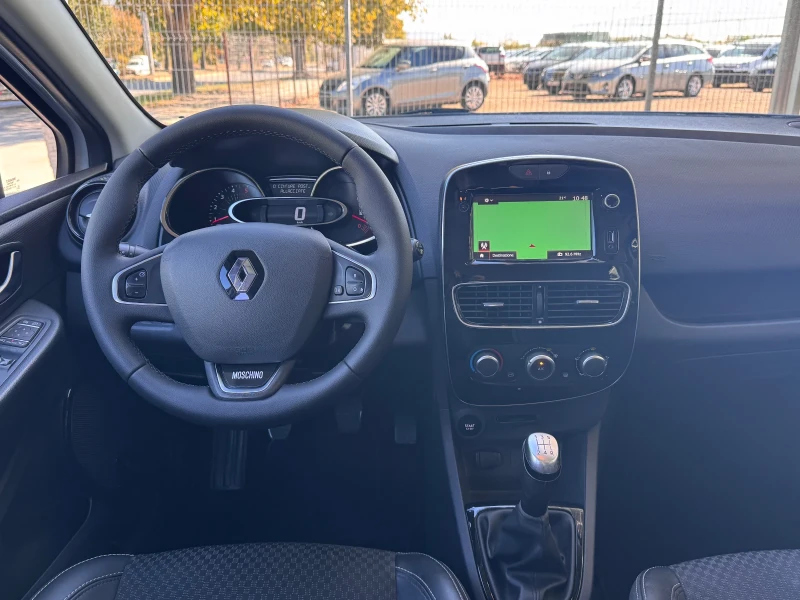 Renault Clio 1.5DCI 90кс* MOSCHINO* КАМЕРА* NAVI* КОЖА, снимка 13 - Автомобили и джипове - 51820876