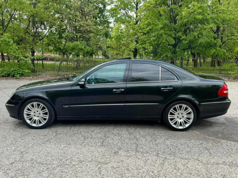 Mercedes-Benz E 320, снимка 2 - Автомобили и джипове - 52352028