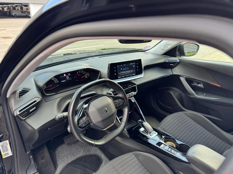 Peugeot 2008 PureTech 130 S&S EAT8, снимка 10 - Автомобили и джипове - 52625199