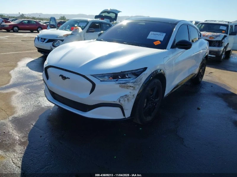 Ford Mustang Mach-E, снимка 11 - Автомобили и джипове - 52899641