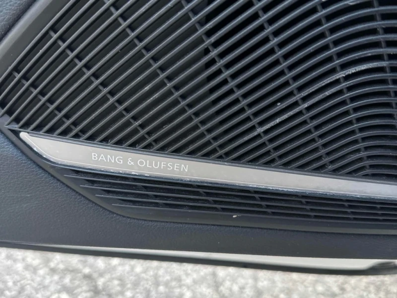 Audi A5 / Prestige 45 TFSI quattro / 360 / AMBIENT /CARFAX, снимка 15 - Автомобили и джипове - 53335373