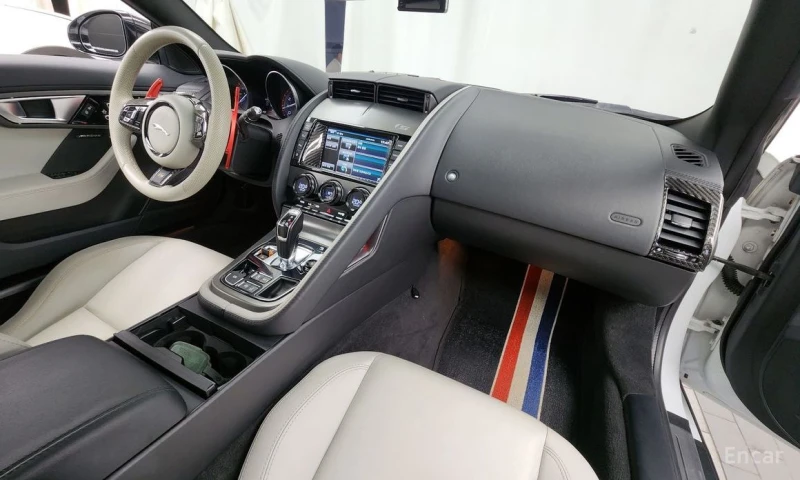 Jaguar F-Type, снимка 7 - Автомобили и джипове - 53456069