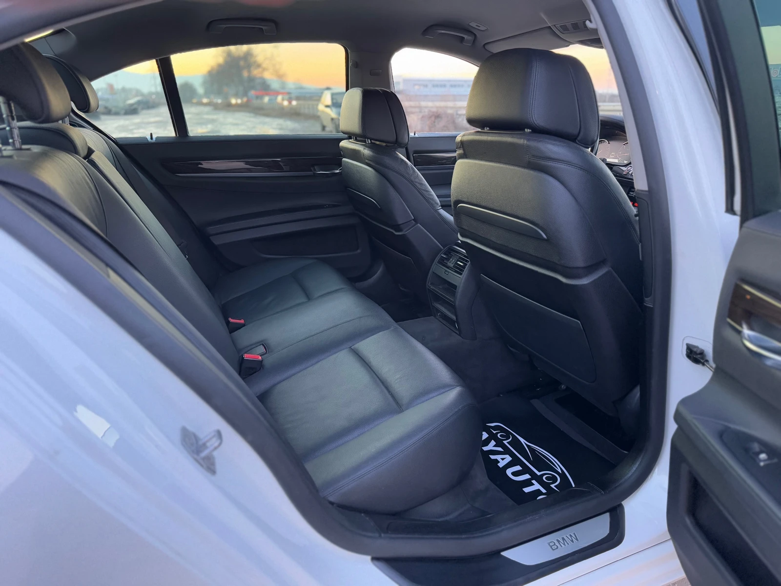 BMW 730 d= xDrive= Face= Soft Close= Keyless= Digital Cock | Mobile.bg   13