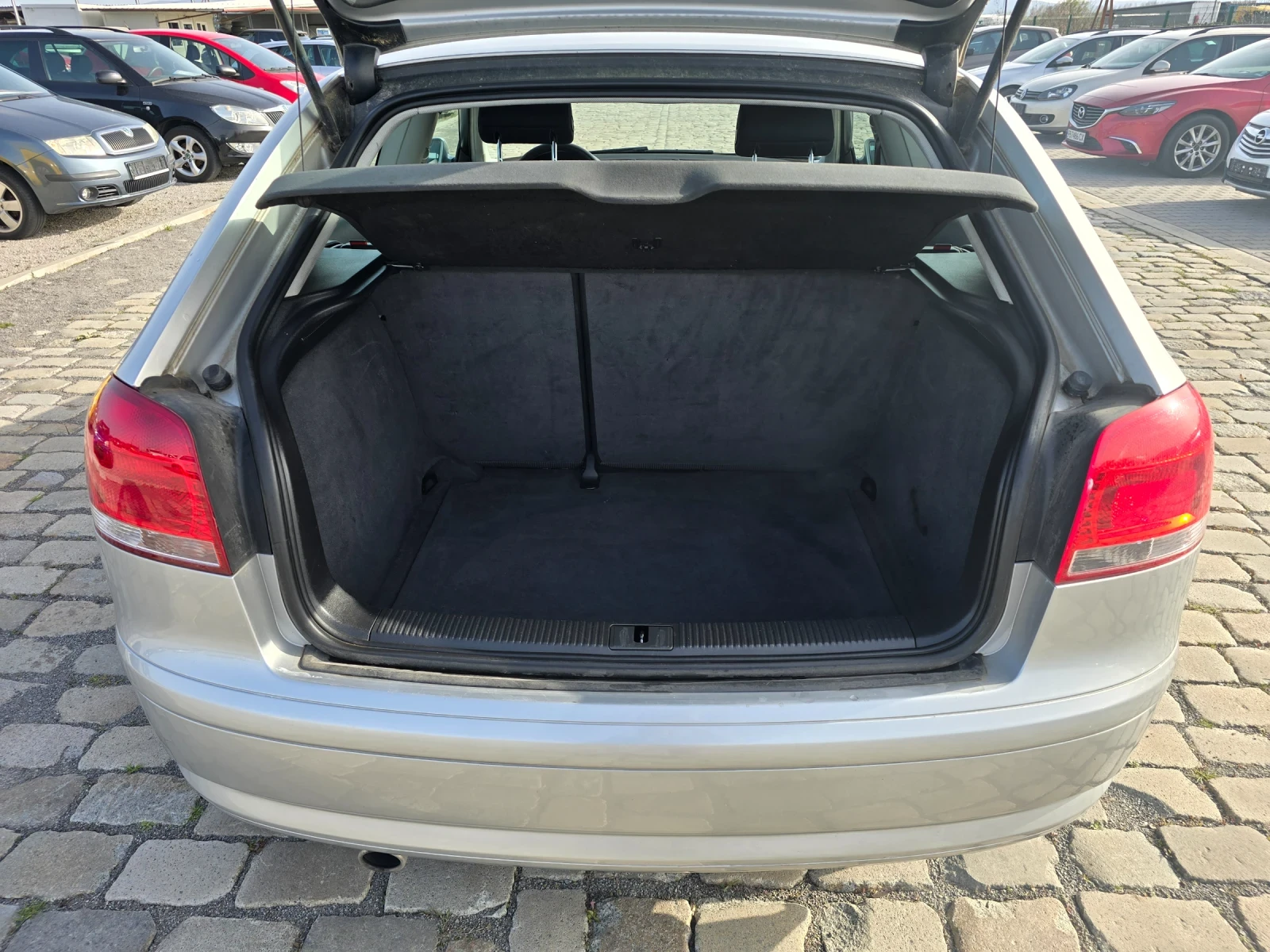 Audi A3 1.6i 102кс ЕВРО 4 - изображение 8