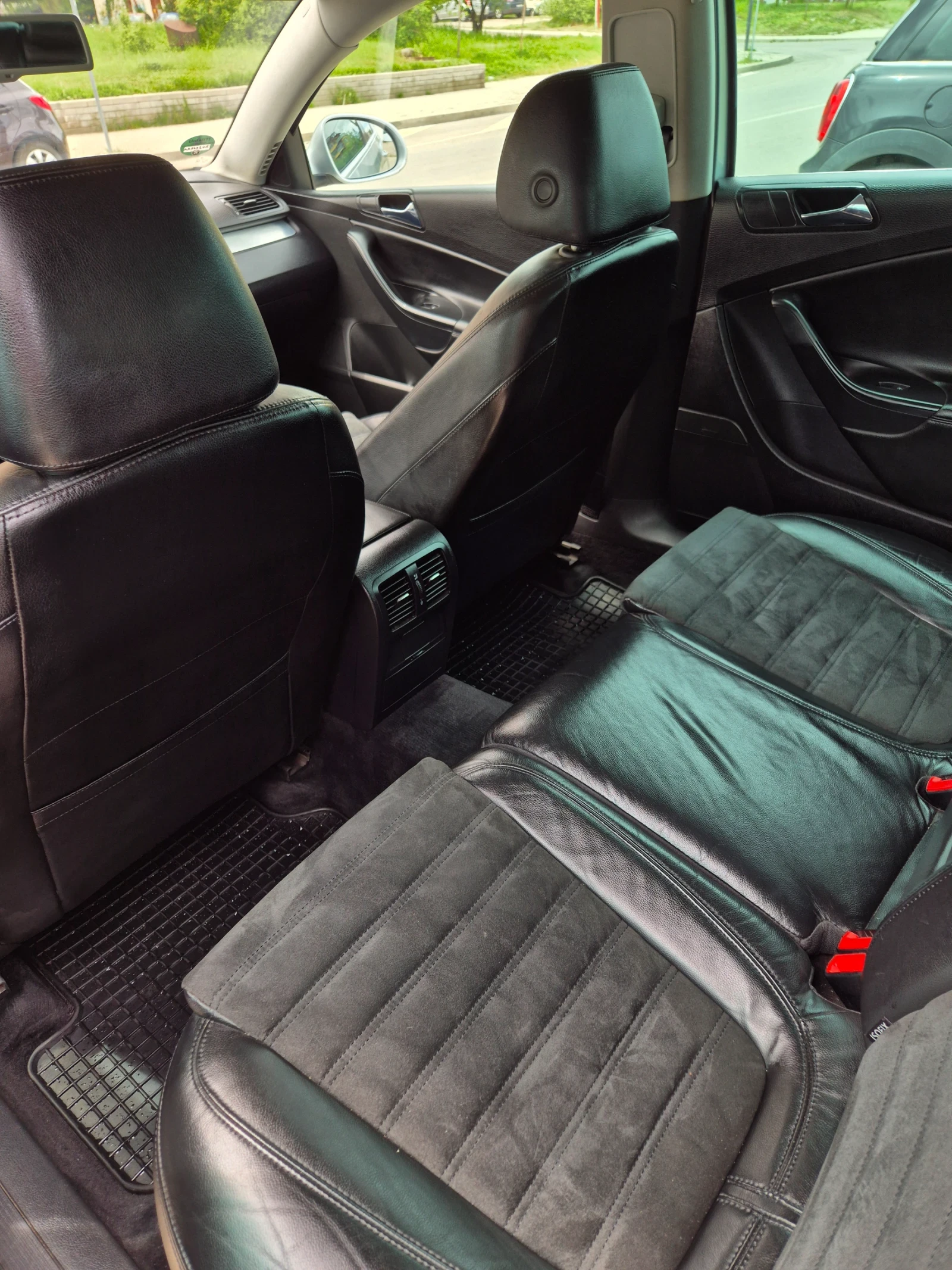 VW Passat 2.0TDI BMP* 4MOTION* СЕРВИЗНА ИСТОРИЯ  - изображение 8