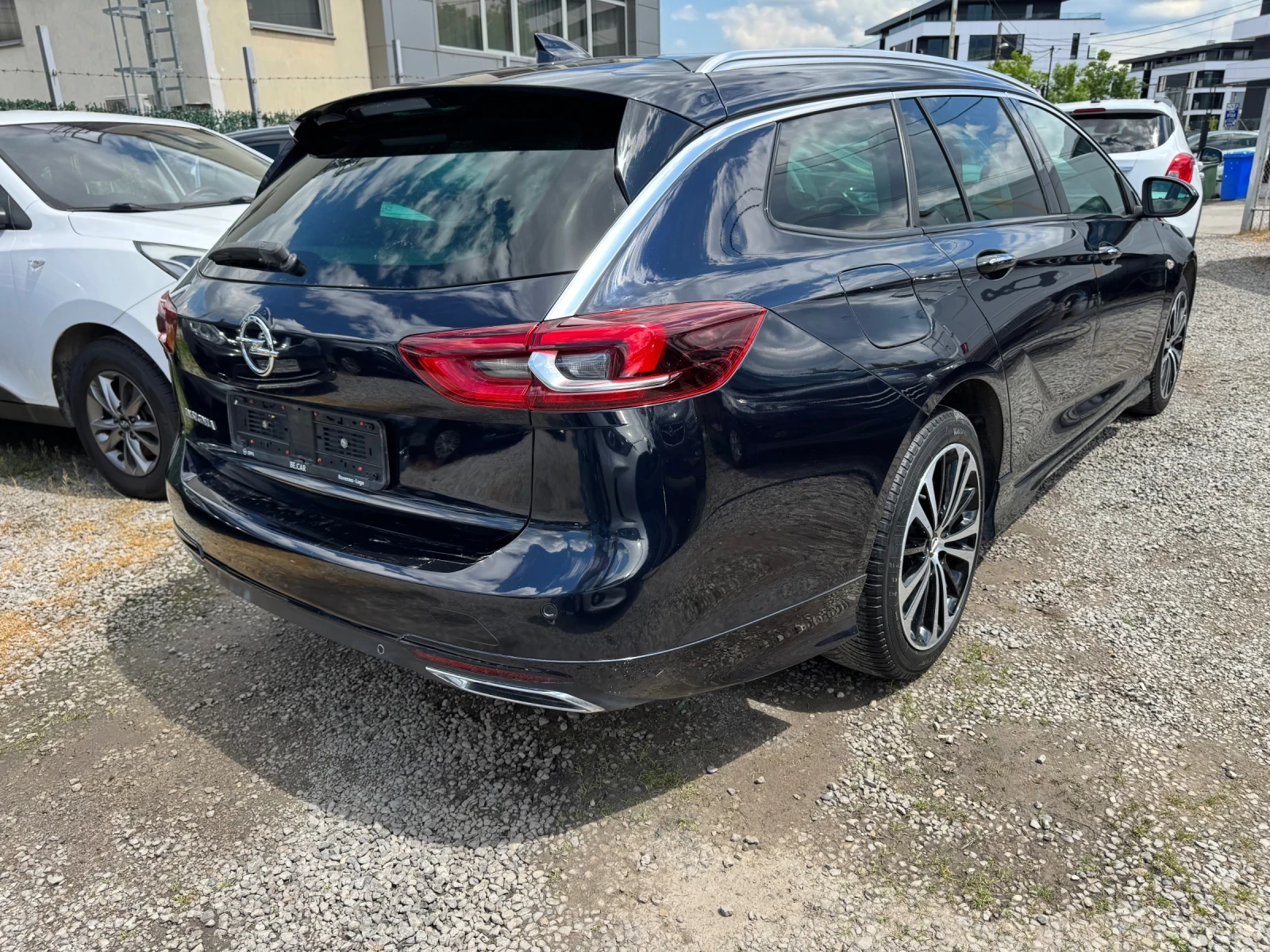 Opel Insignia ПАНОРАМА* ПОДГРЕВ* ОБДУХВАНЕ* КОЖА* МАСАЖ*  - изображение 10