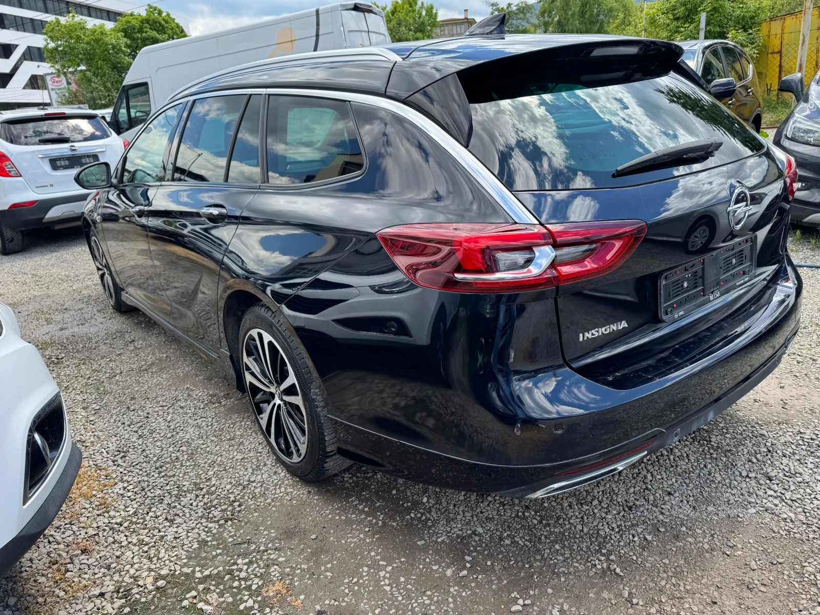 Opel Insignia ПАНОРАМА* ПОДГРЕВ* ОБДУХВАНЕ* КОЖА* МАСАЖ*  - изображение 8