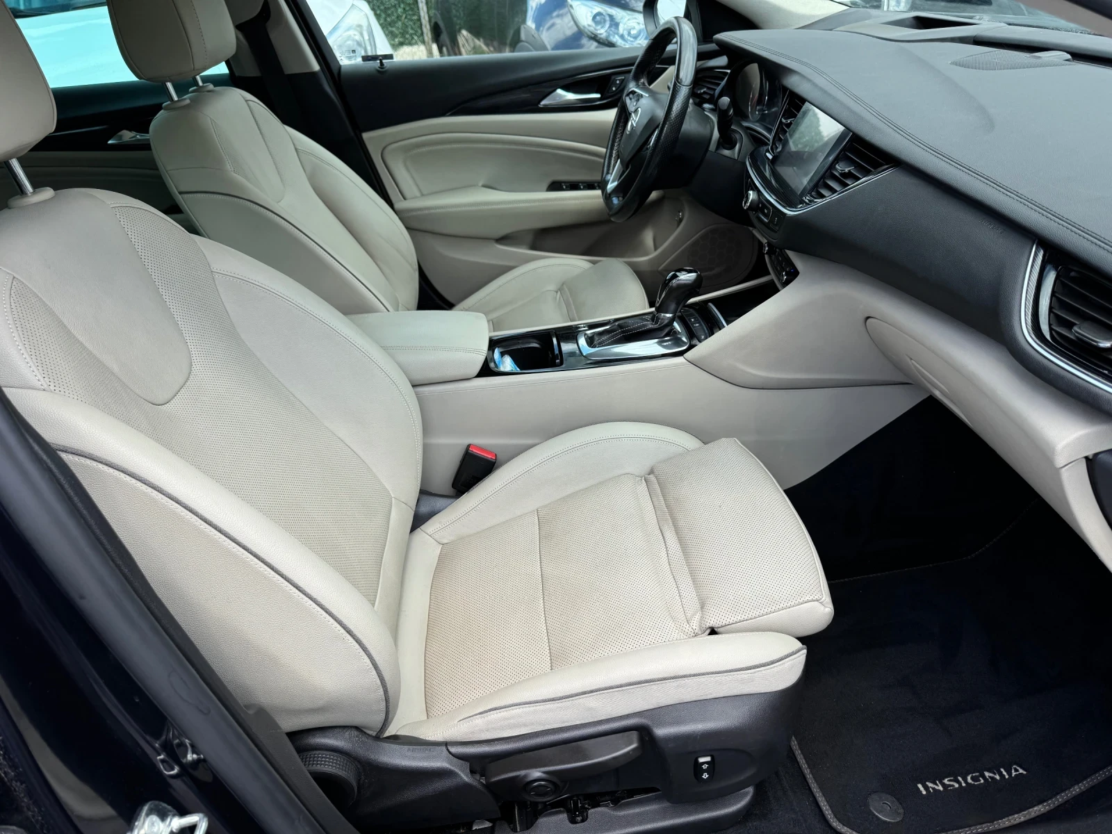 Opel Insignia ПАНОРАМА* ПОДГРЕВ* ОБДУХВАНЕ* КОЖА* МАСАЖ*  | Mobile.bg — изображение 14
