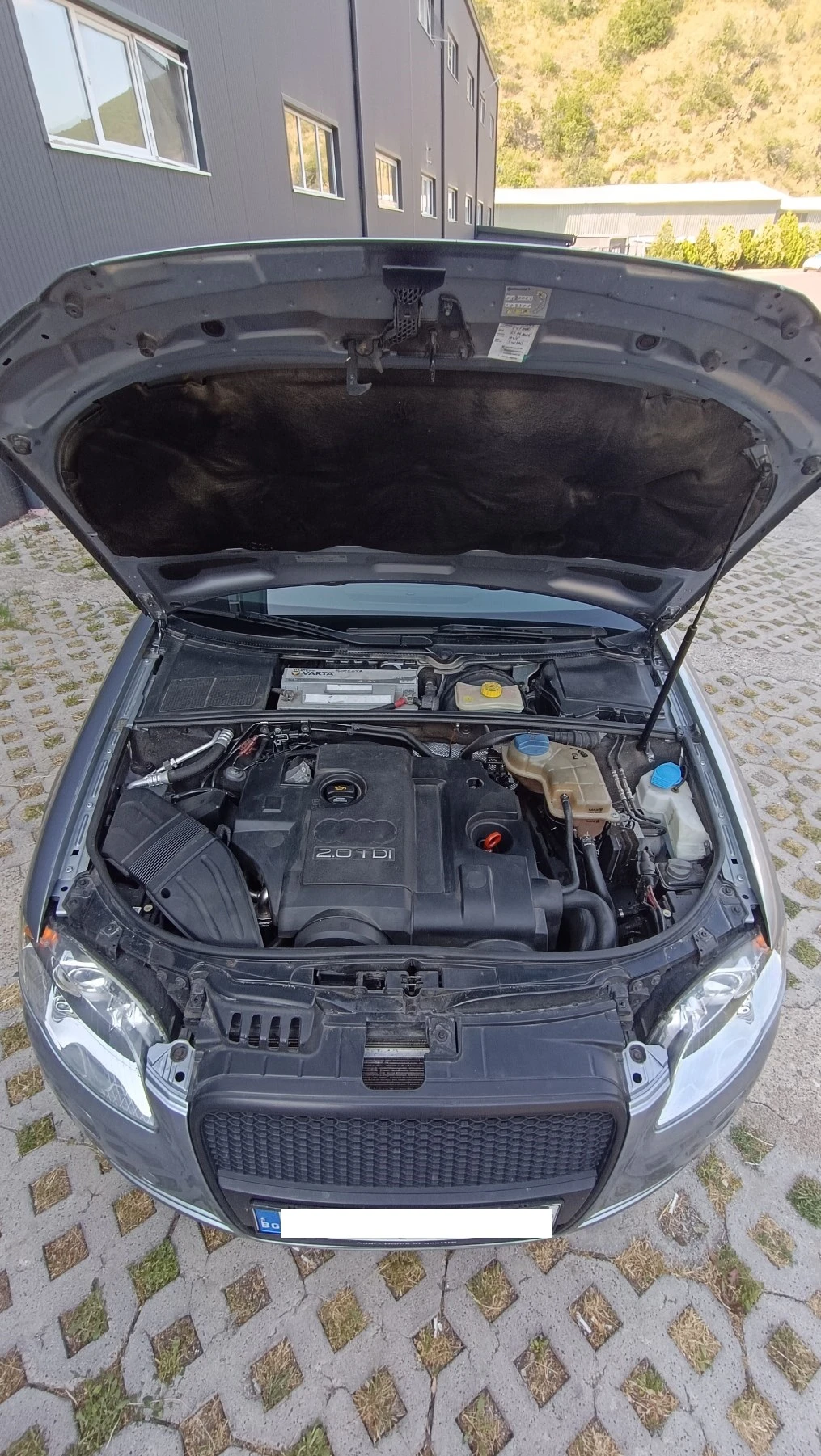 Audi A4 2.0 TDI S-Line 8V - изображение 8