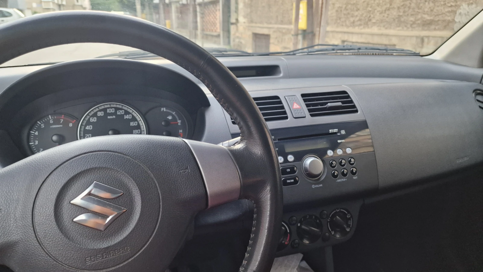 Suzuki Swift  - изображение 7