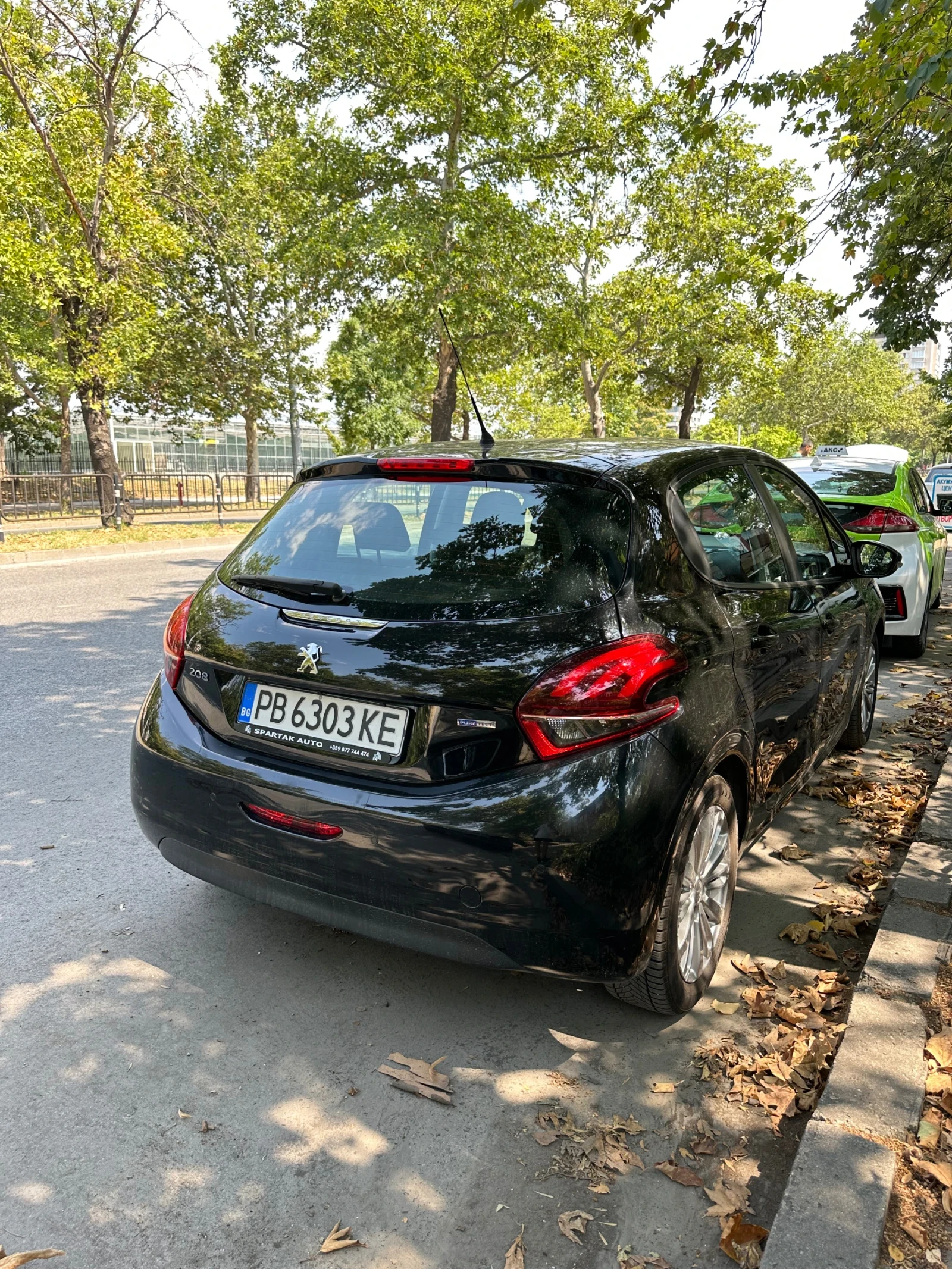 Peugeot 208 1.2 PURE TECH - изображение 4