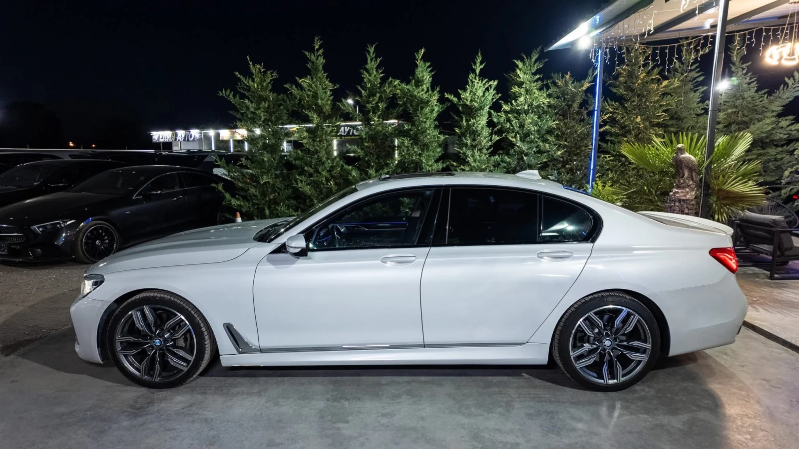 BMW 730 D XDRIVE LONG FULL M PACK БЯЛА ПЕРЛА ЛИЗИНГ 100% - изображение 9