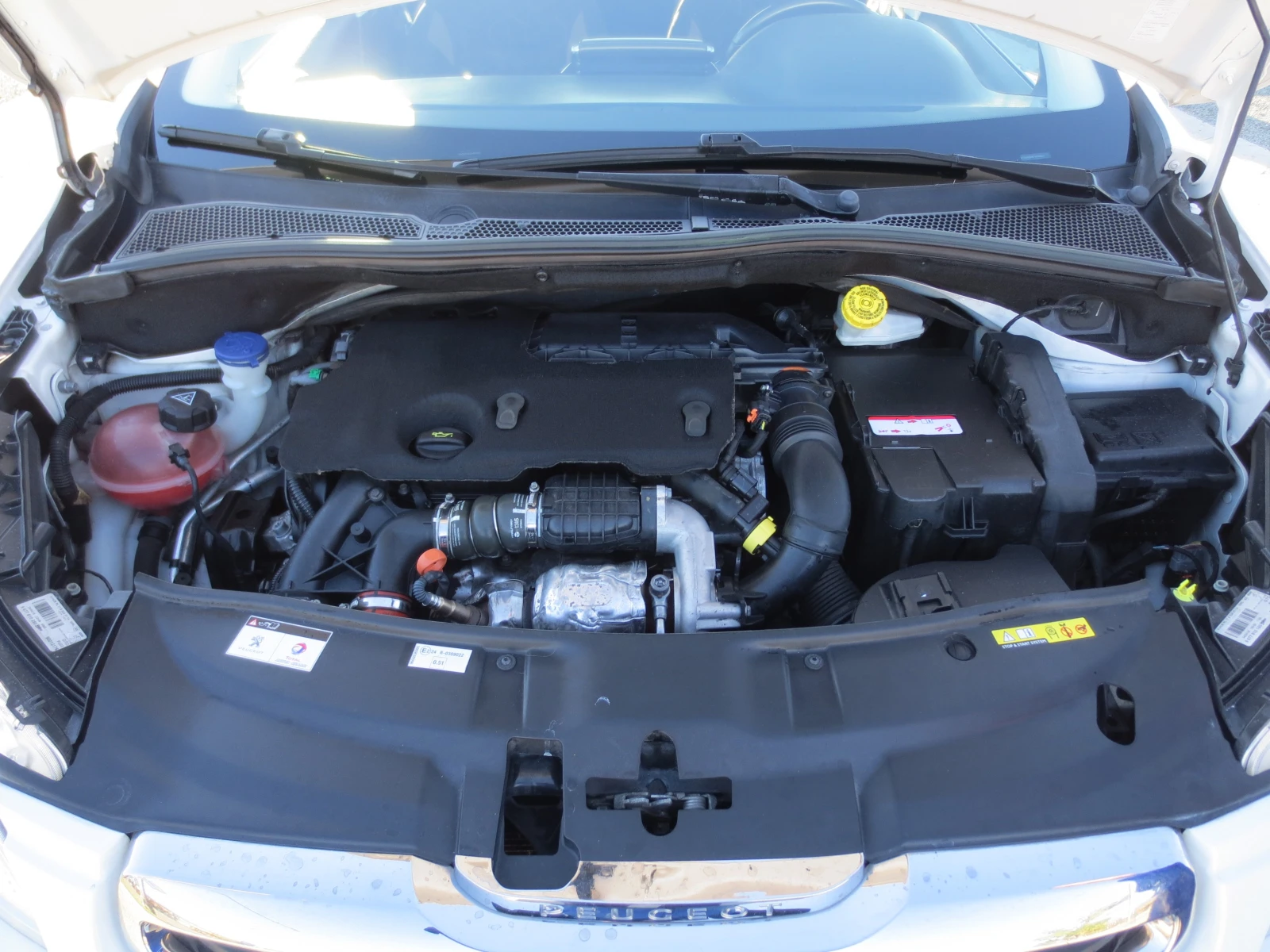 Peugeot 2008 1.6 e-HDI | Mobile.bg — изображение 17