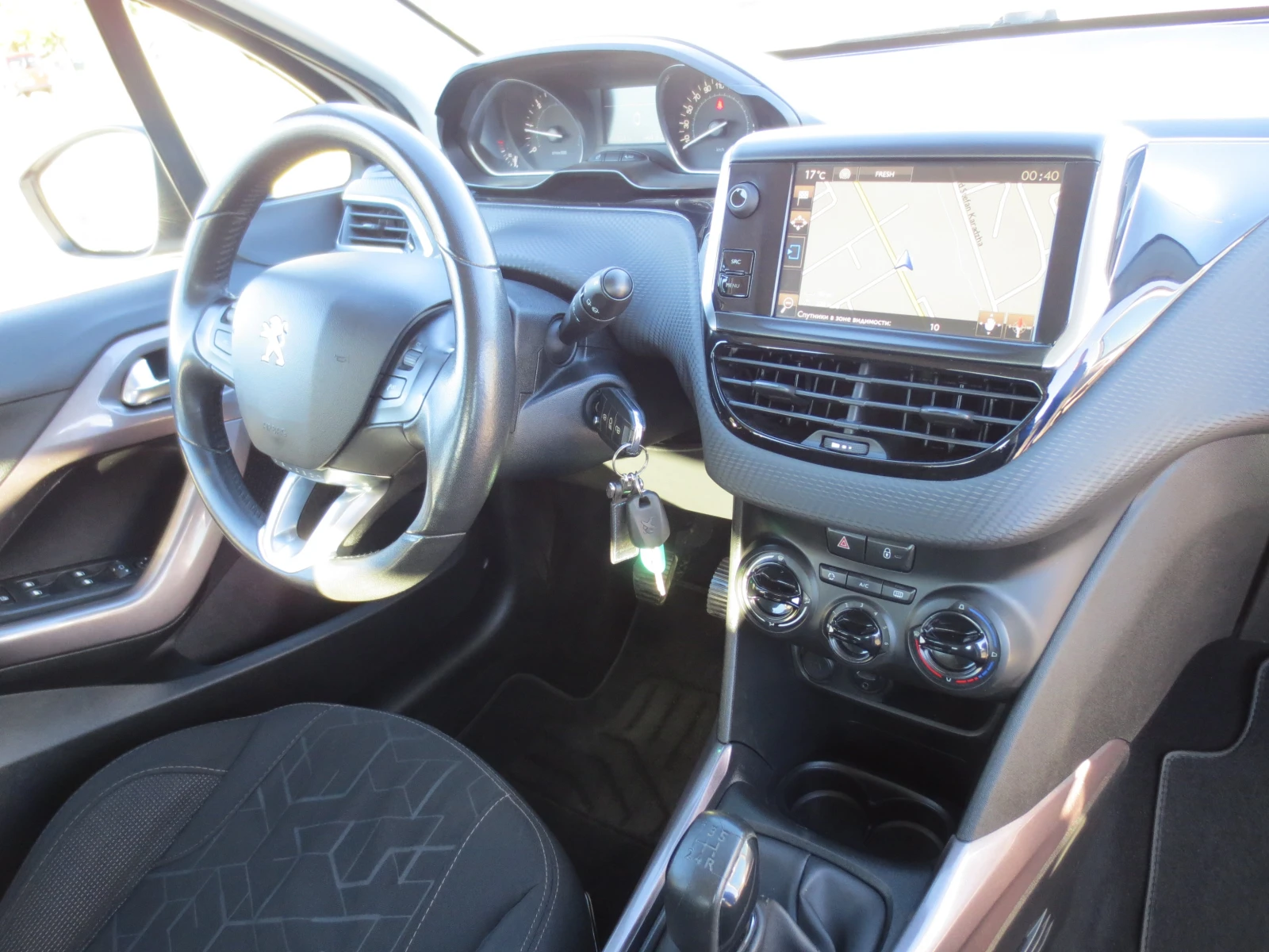 Peugeot 2008 1.6 e-HDI | Mobile.bg — изображение 15