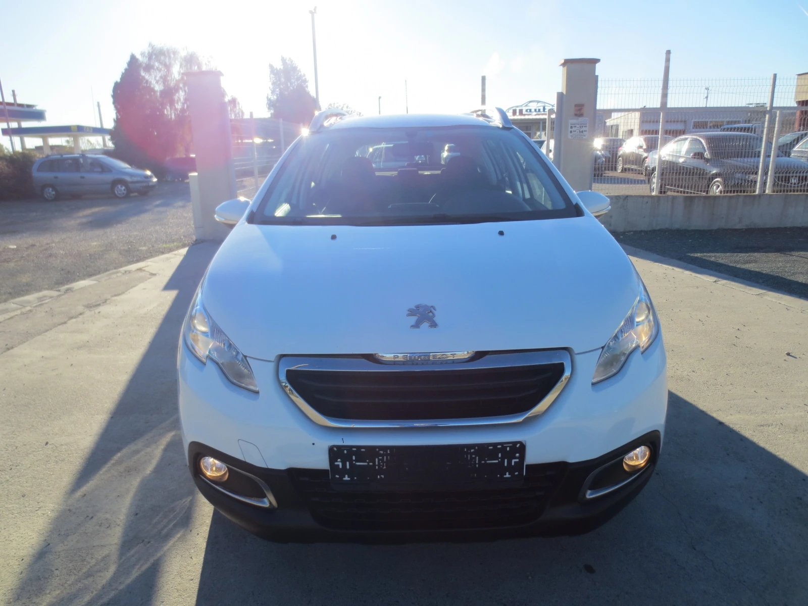Peugeot 2008 1.6 e-HDI | Mobile.bg — изображение 2
