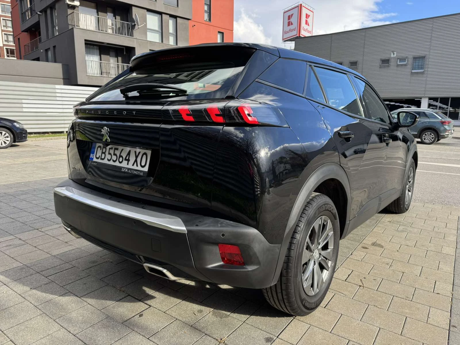 Peugeot 2008 PureTech 130 S&S EAT8 | Mobile.bg   4