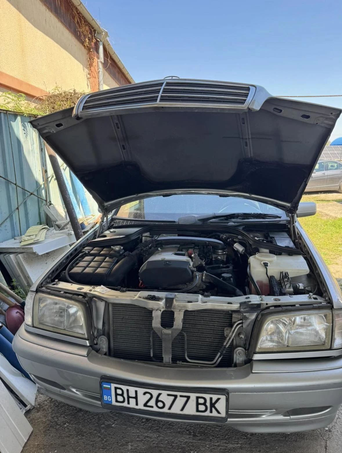 Mercedes-Benz C 180 Седан - изображение 2