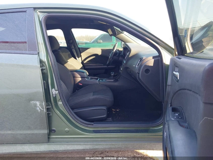 Dodge Charger 6.4l Scat Pack Rwd, снимка 5 - Автомобили и джипове - 53906163