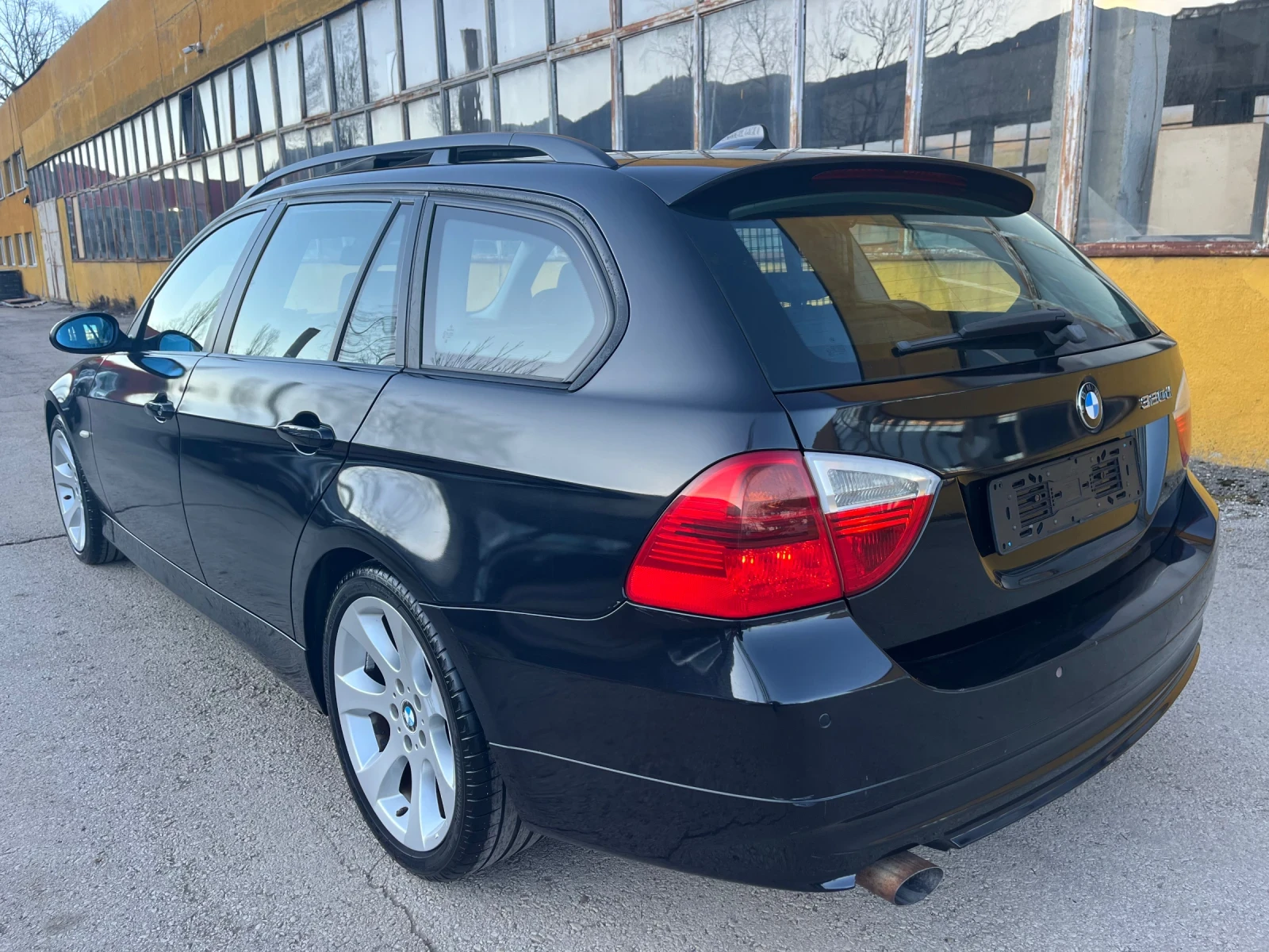 BMW 320 163к.с* FULL* ИТАЛИЯ, снимка 3 - Автомобили и джипове - 53949648