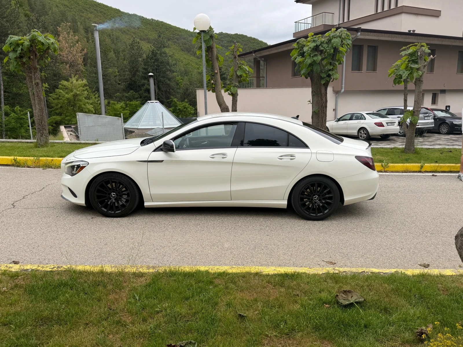 Mercedes-Benz CLA 250 4 MATIC, снимка 2 - Автомобили и джипове - 54583598