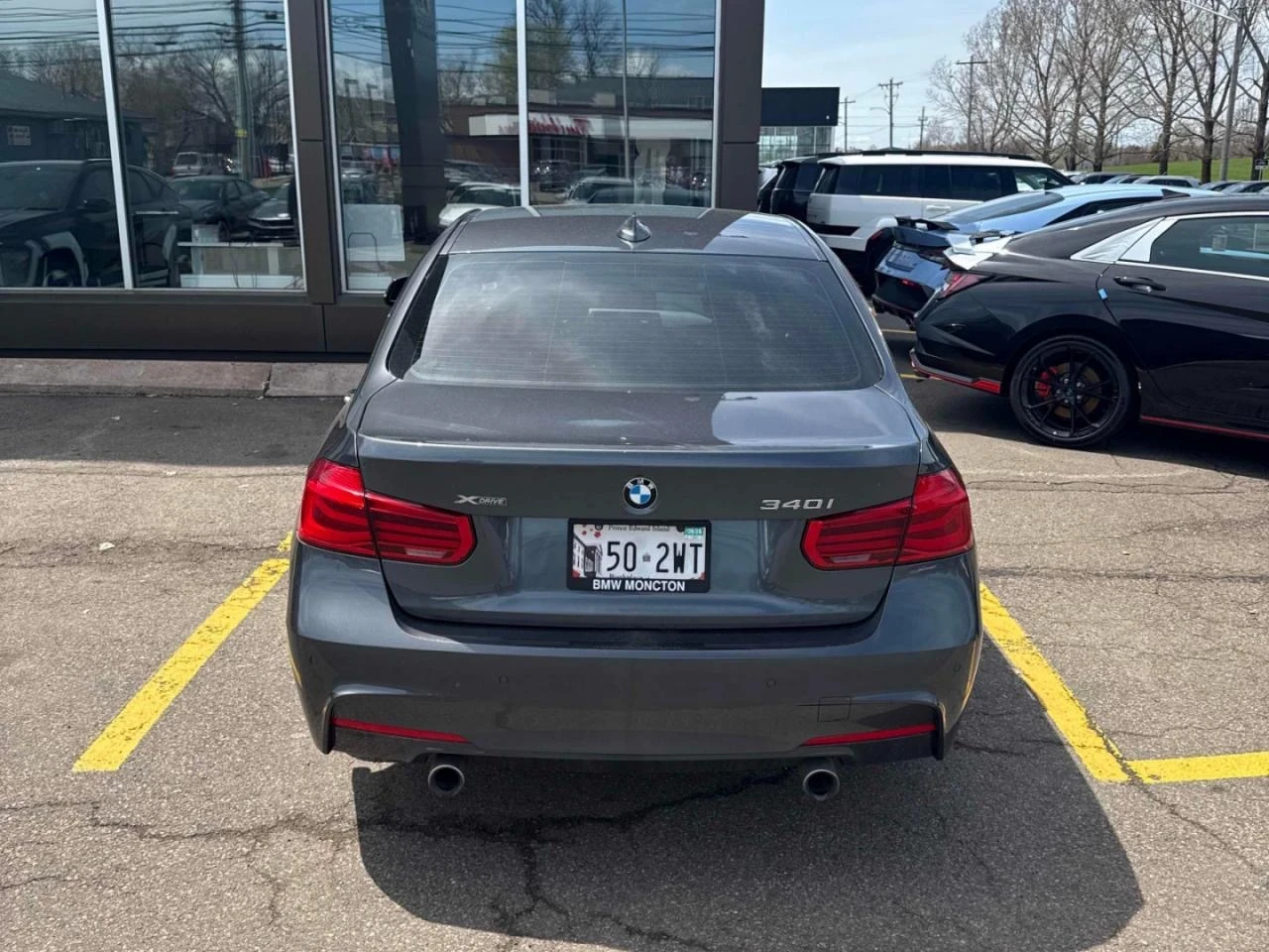 BMW 340 xDrive* M-pack* Back cam* H&K* Шибидах* Подгрев, снимка 3 - Автомобили и джипове - 54611805