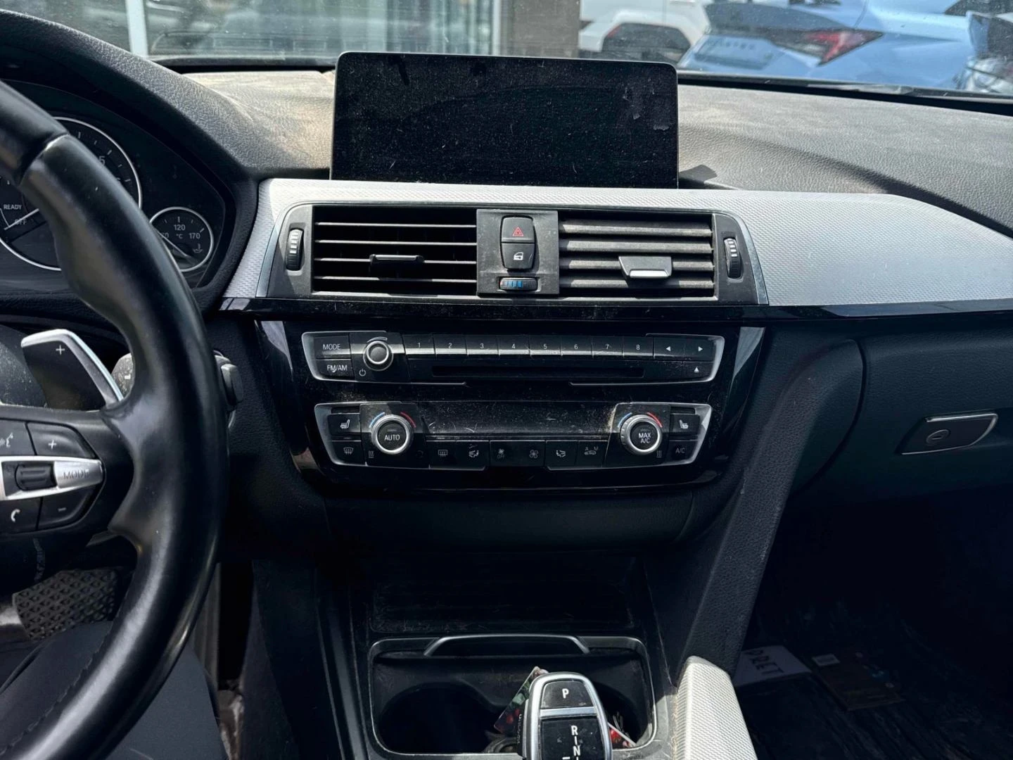 BMW 340 xDrive* M-pack* Back cam* H&K* Шибидах* Подгрев, снимка 9 - Автомобили и джипове - 54611805
