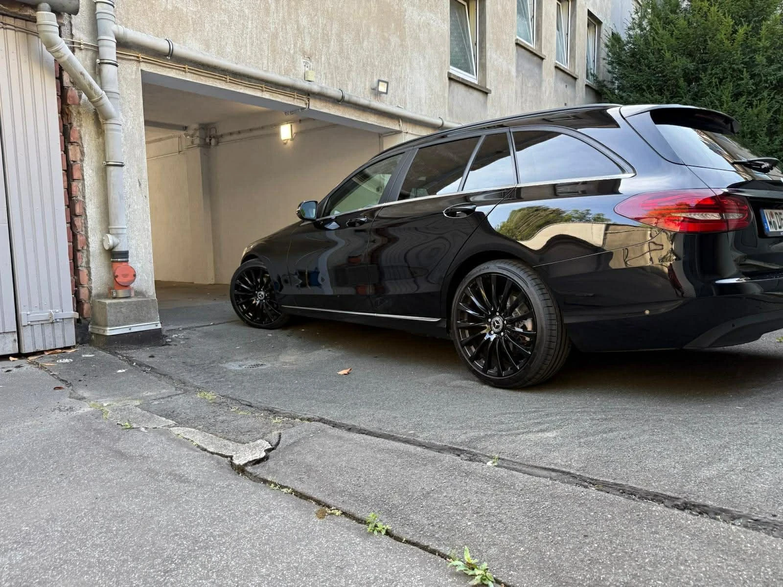 Mercedes-Benz 220, снимка 4 - Автомобили и джипове - 54645553