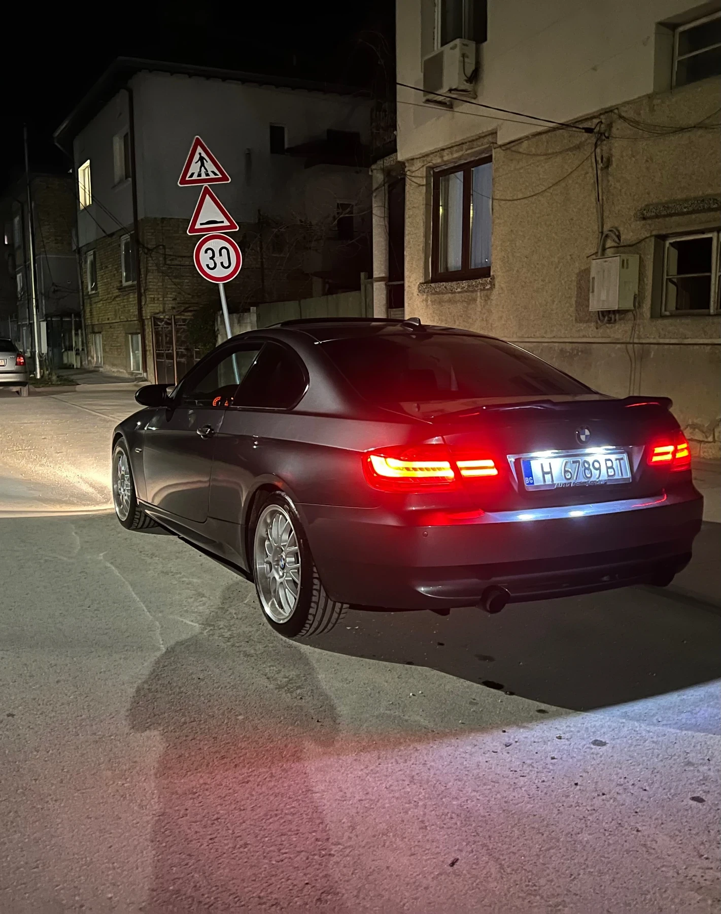 BMW 330, снимка 10 - Автомобили и джипове - 54814961