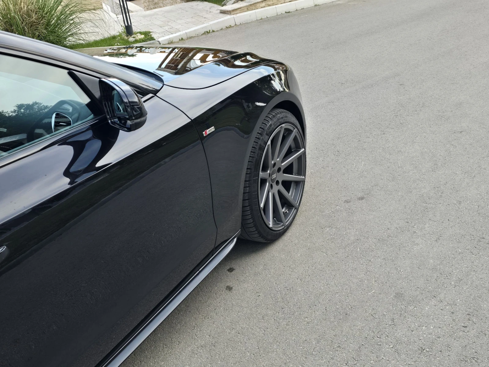 Audi A5 3.0 TDI S-line/Distronic/B&O/Keyle/Blind Spot/Lain, снимка 7 - Автомобили и джипове - 54962017