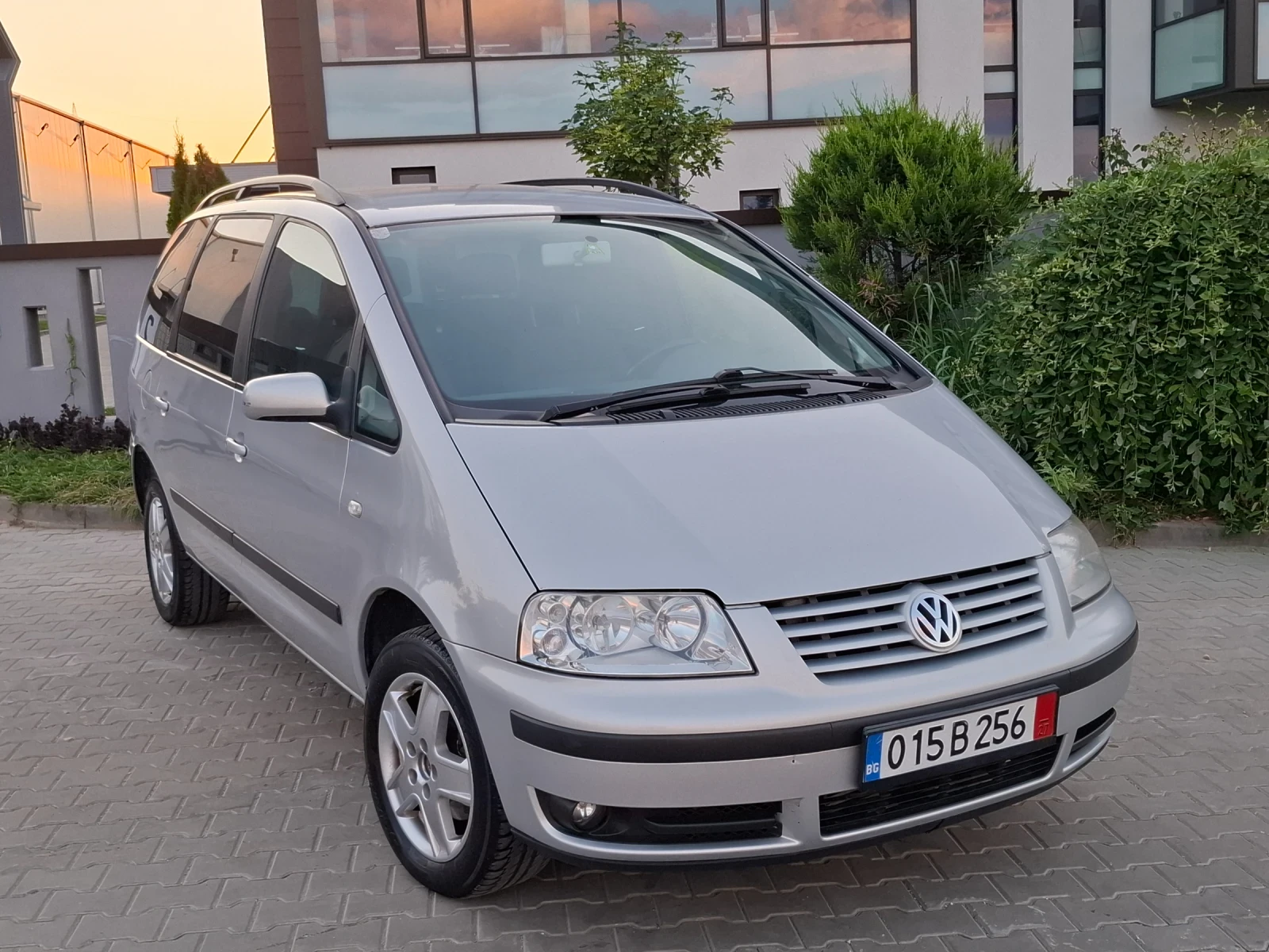 VW Sharan 1.9TDI* (131кс)* * 6-CKOPOCTИ* * НОВ ВНОС* * , снимка 7 - Автомобили и джипове - 55212008
