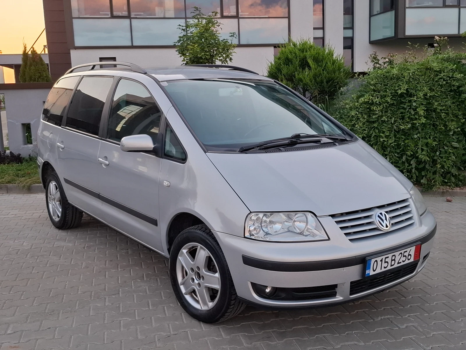 VW Sharan 1.9TDI* (131кс)* * 6-CKOPOCTИ* * НОВ ВНОС* * , снимка 9 - Автомобили и джипове - 55212008