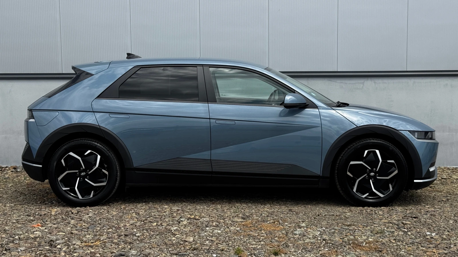 Hyundai Ioniq 5 77.4 kWh Long Range Intuitive, снимка 4 - Автомобили и джипове - 55384712
