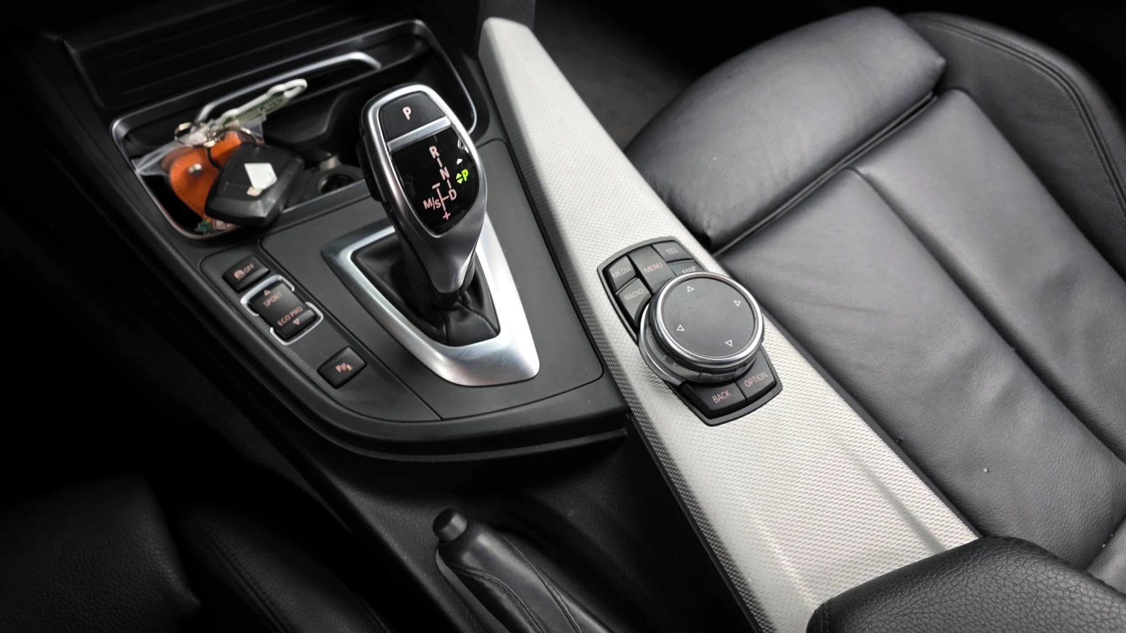 BMW 328  M Sport, снимка 11 - Автомобили и джипове - 55372137