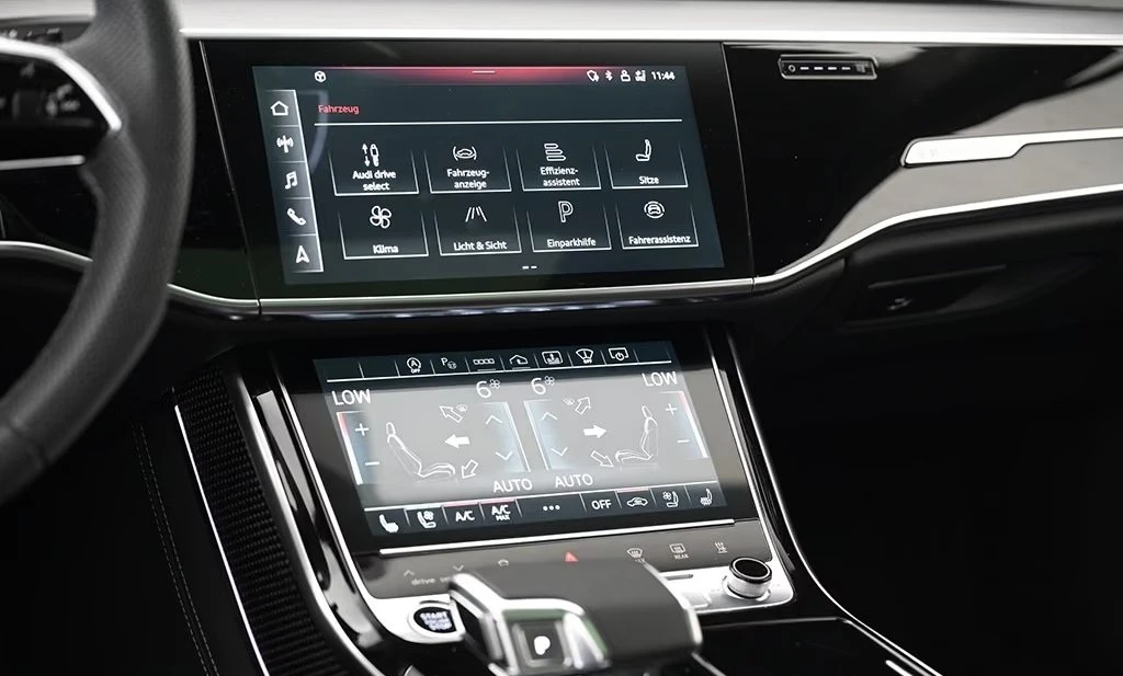Audi A8 S-LINE / BLACK OPTIC / MATRIX/ CARBON / PANO/ HUD/, снимка 11 - Автомобили и джипове - 56003198