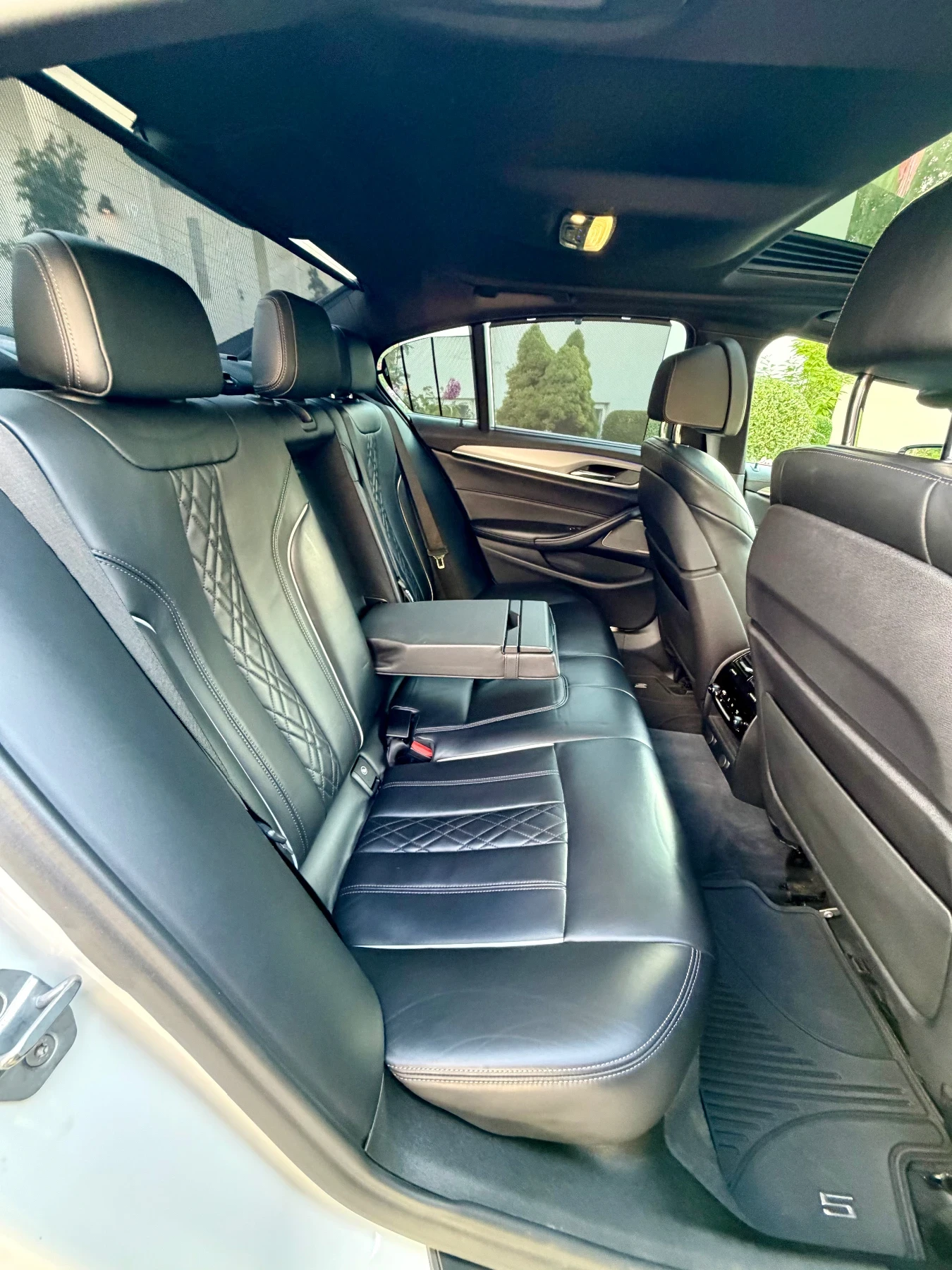 BMW 530E iPerformance, снимка 9 - Автомобили и джипове - 56062152