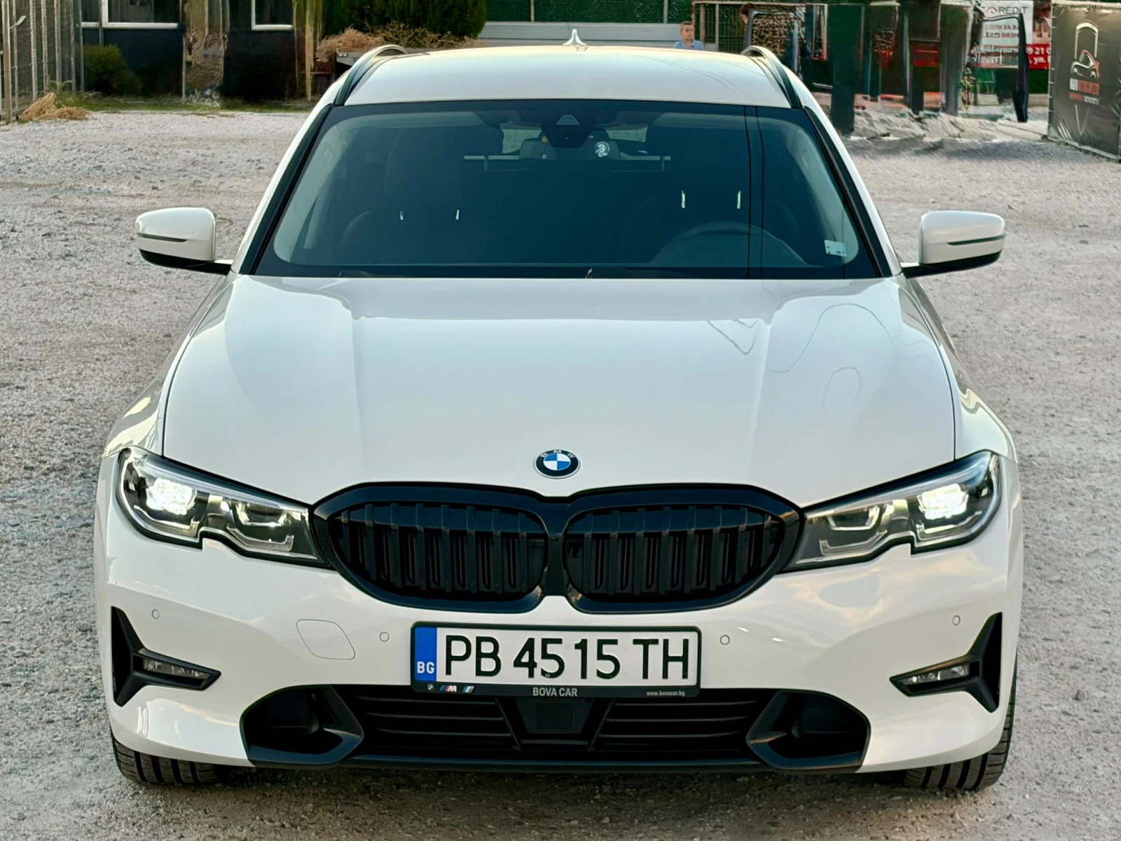 BMW 320