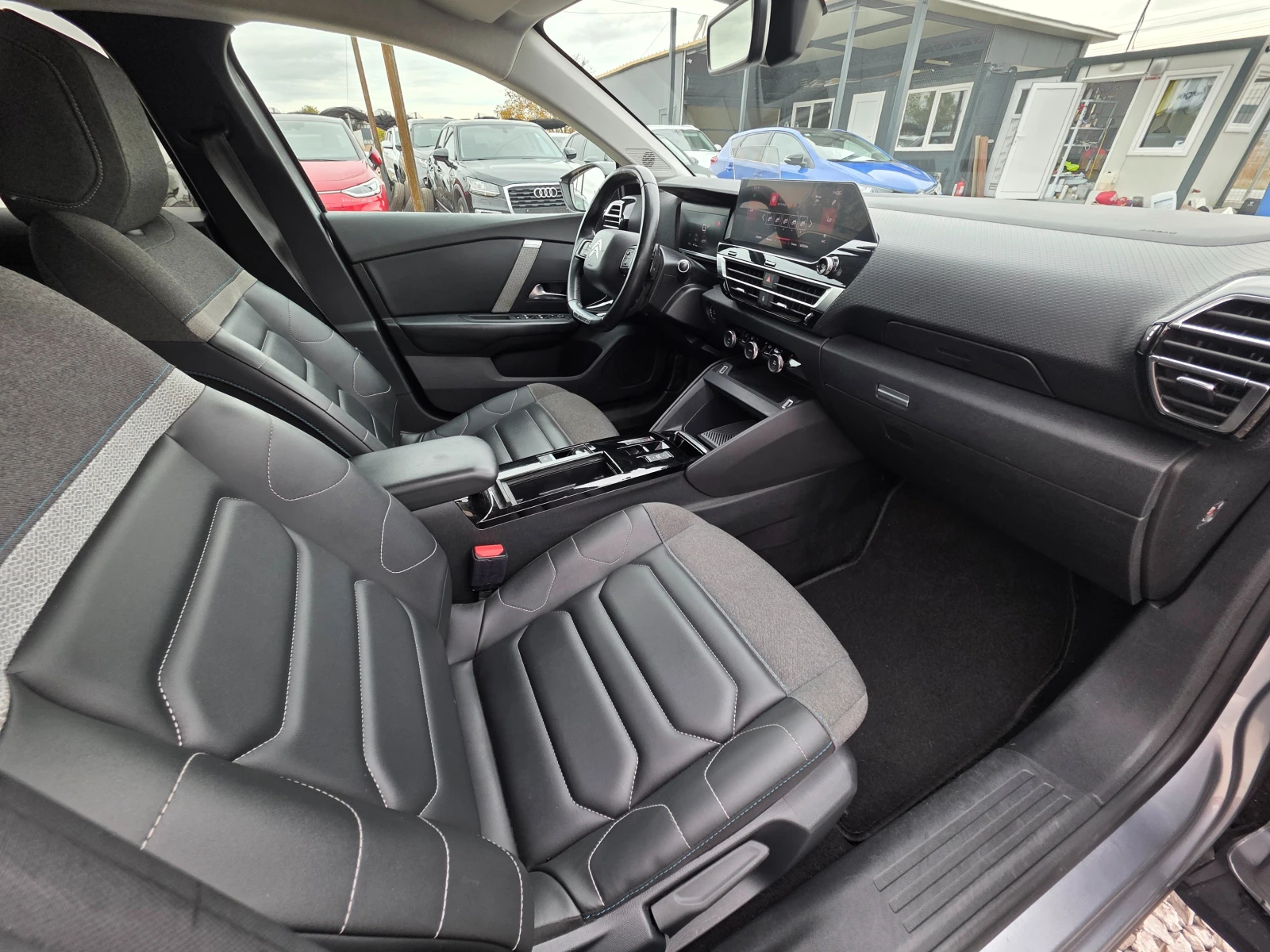Citroen C4  III-1.5 Blue HDi-Automatic, снимка 14 - Автомобили и джипове - 56529785