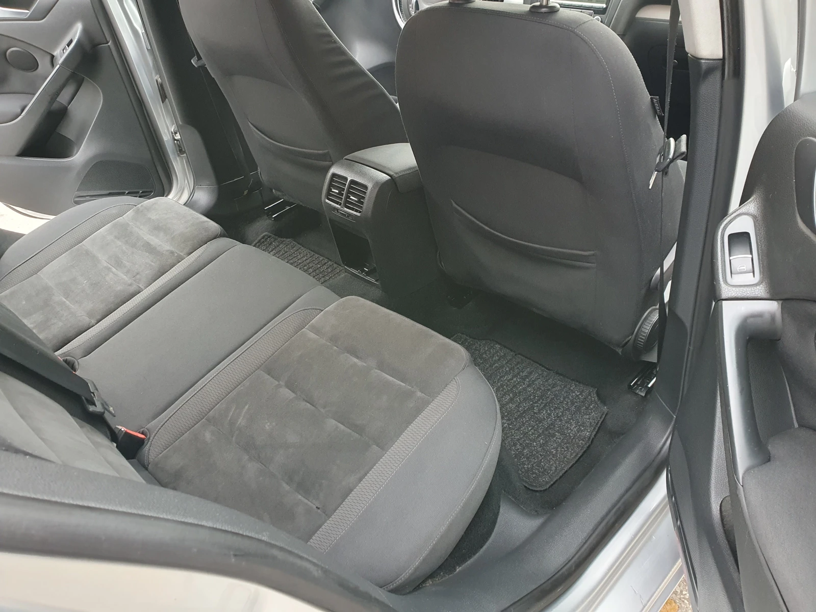 VW Golf 1.6i ������/��� 102�.�. | Mobile.bg � ����������� 13